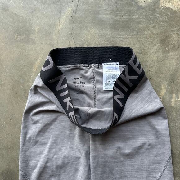 Nike Pro Dri-Fit Leggings Women's M Gray Elastic Waist Pull on Workout Yoga Gym - Picture 3 of 9